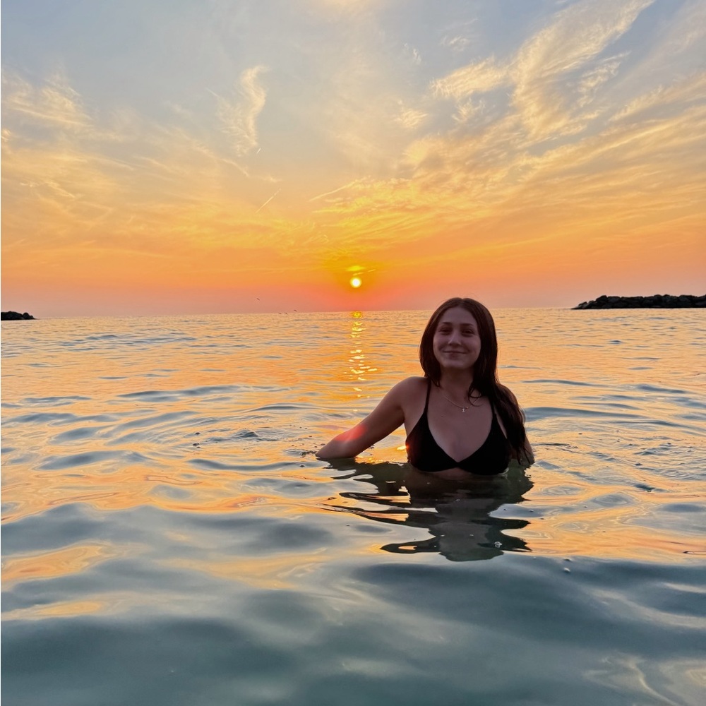 Meet your Posher, Sienna